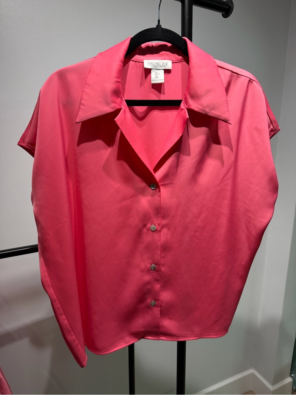 Rachel Zoe Short-Sleeve blouse Silk-Feel Button Down